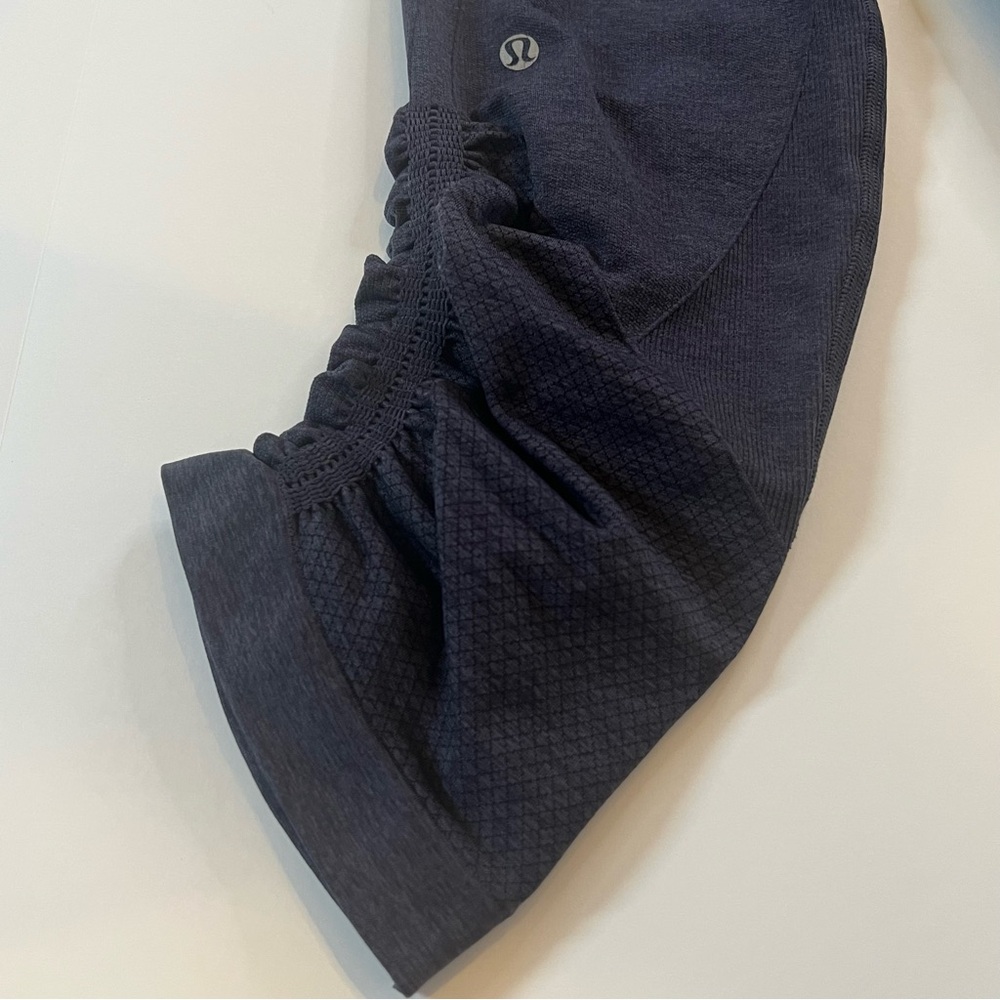LULULEMON Heathered Navy Crop Leggings Size 6|High-Waist Ruched Capri Yoga - Picture 7 of 10